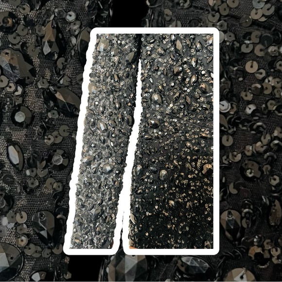 Embellished High Neck Shoulder Pad Jumpsuit Size 0 - Picture 3 of 7